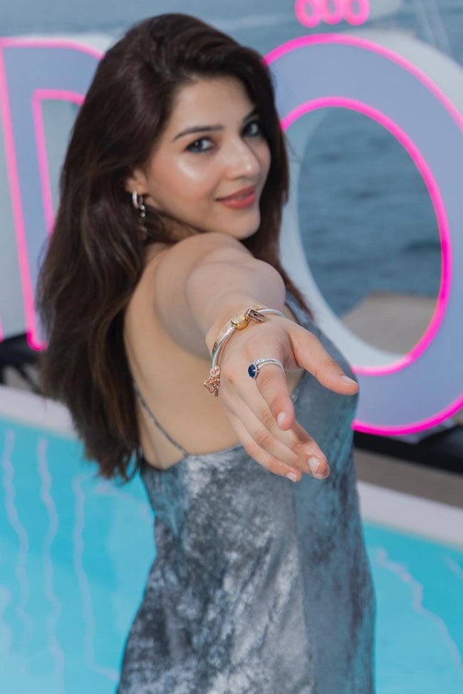 Mehreen-Pirzada